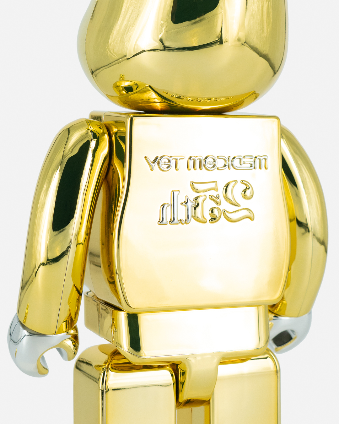 Bearbrick Medicom Toy 25th Anniversary 100% & 400% Set Gold Chrome